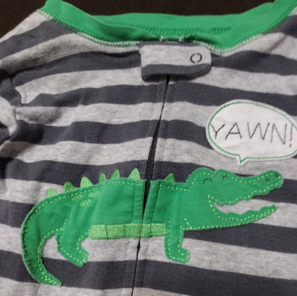 Footed PJs - Picture 2 of 3